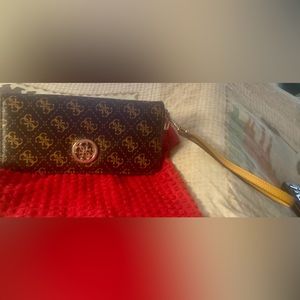 GUESS Vintage Canvas Long Wallet.  Like-New, Never-Used Mint Condition 8” x 4.2”